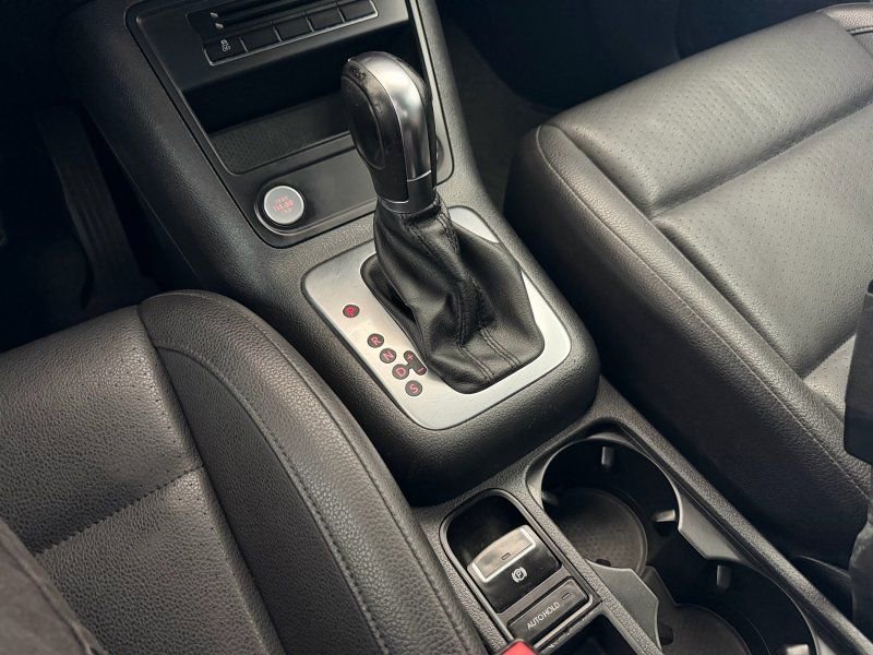 Used 2014 Volkswagen Tiguan SE FWD image 25