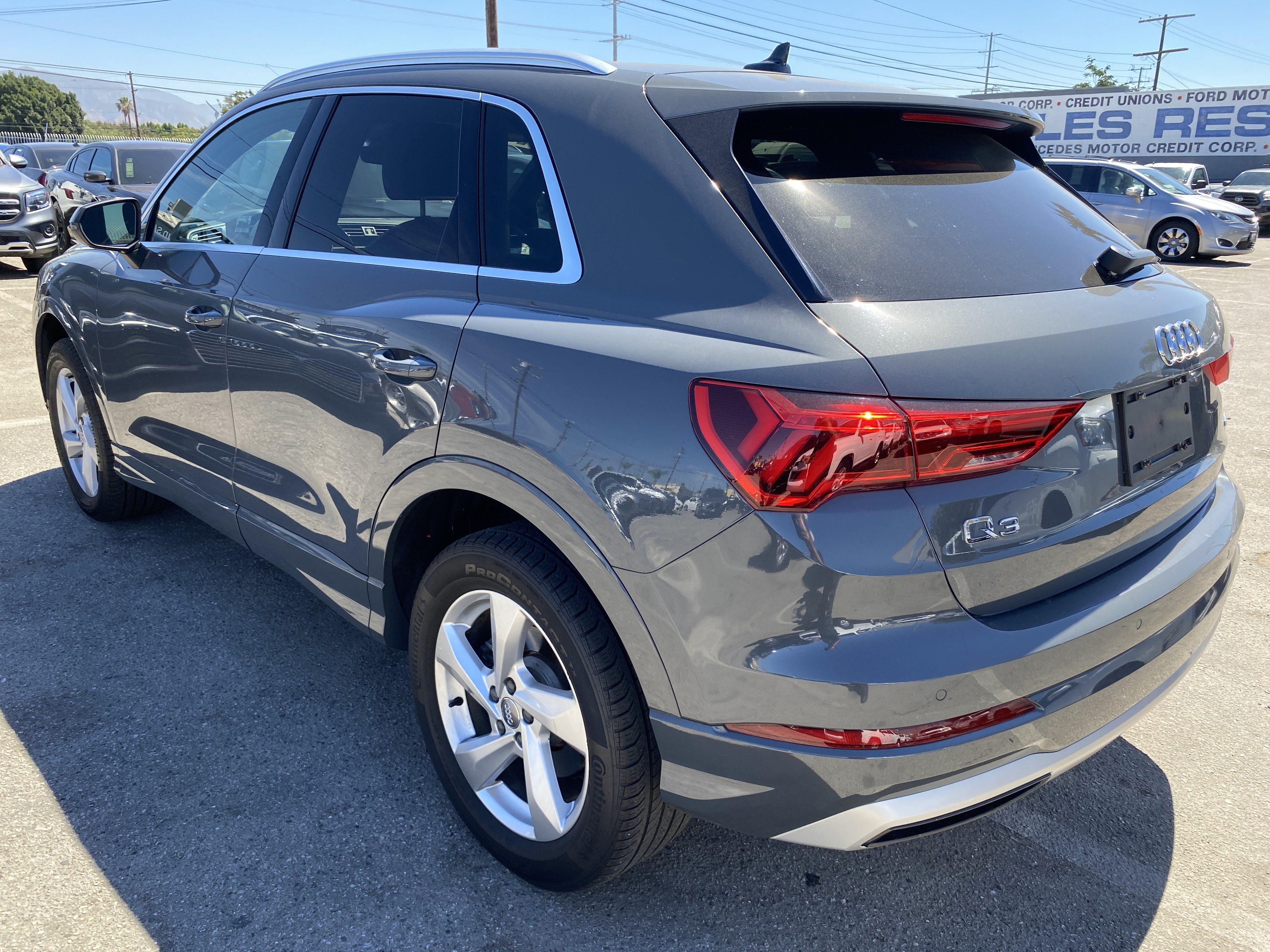 Used 2020 Audi Q3 2.0T Premium AWD/4WD image 9