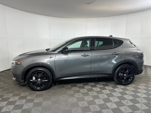 Used 2024 Dodge Hornet R/T w/ R/T Blacktop Package image 6