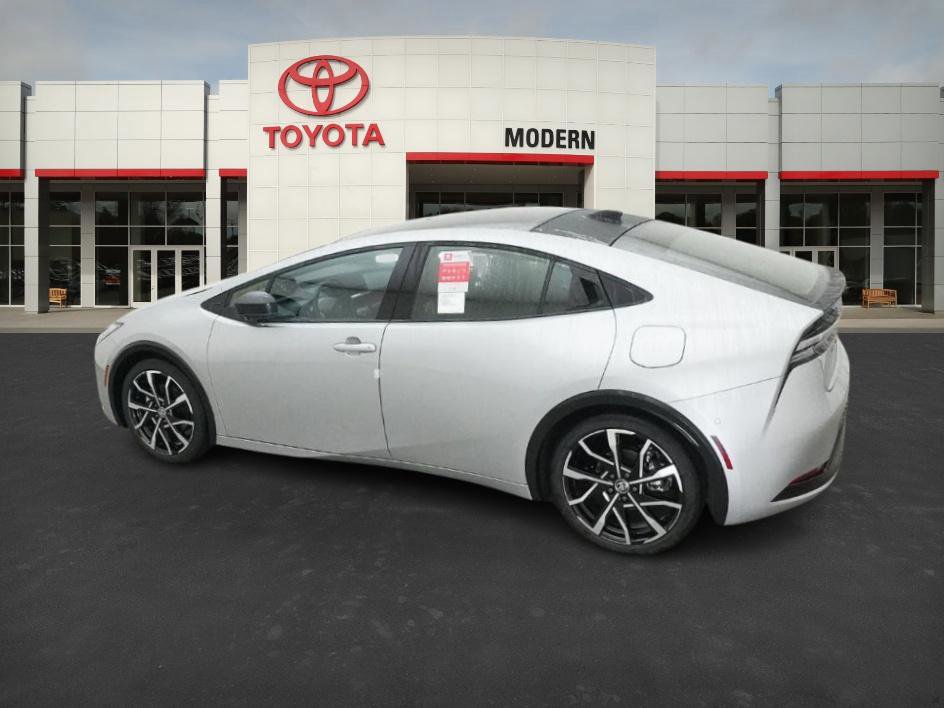 New 2026 Toyota Prius Plug-In Hybrid image 11