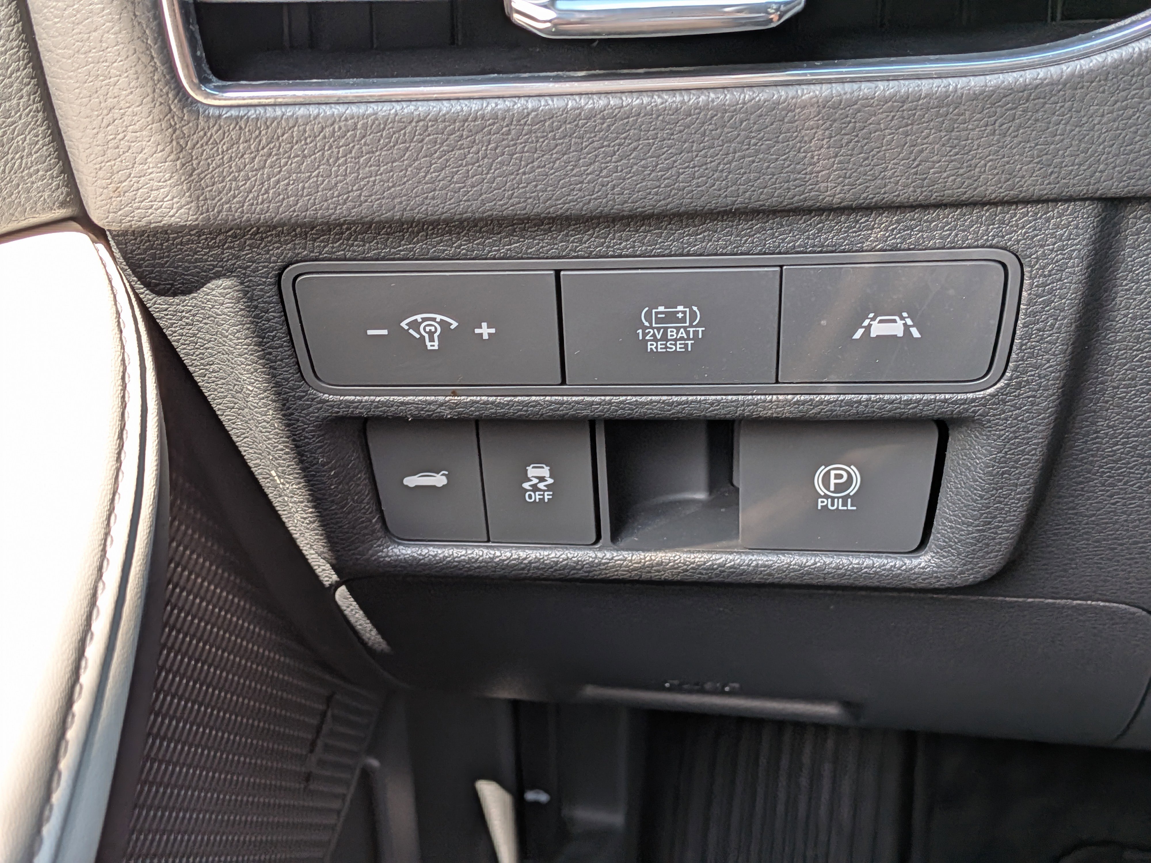 Used 2023 Hyundai Sonata Limited w/ Cargo Package FWD image 21