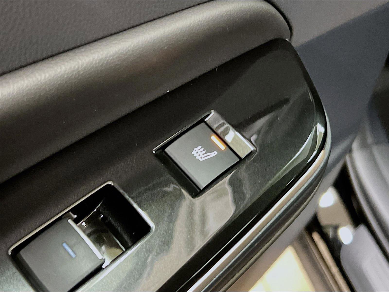 New 2026 Toyota Crown Nightshade image 31