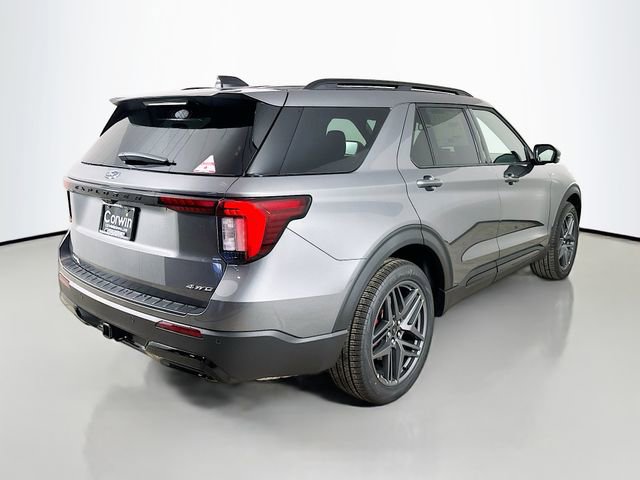 New 2026 Ford Explorer ST-Line w/ ST-Line Street Pack image 7