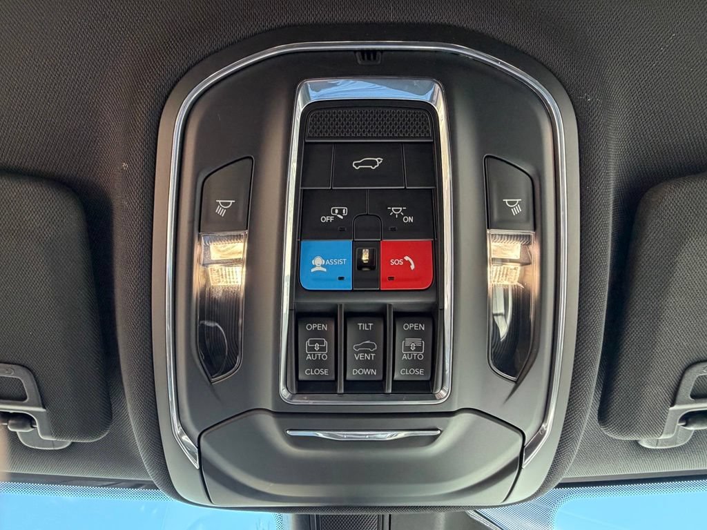Certified 2024 Jeep Grand Cherokee L Limited w/ Luxury Tech Group II AWD/4WD image 35