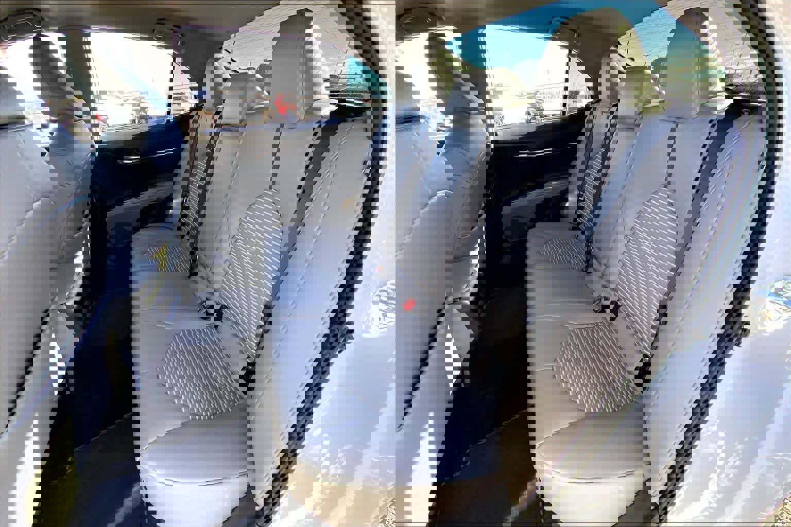 Used 2023 Toyota Camry SE image 19