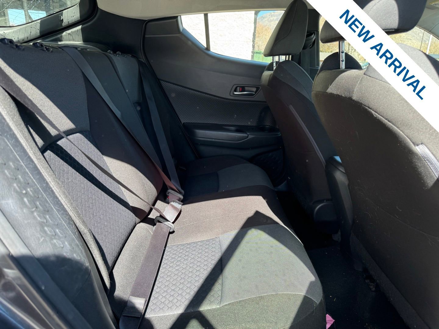 Used 2021 Toyota C-HR LE image 11