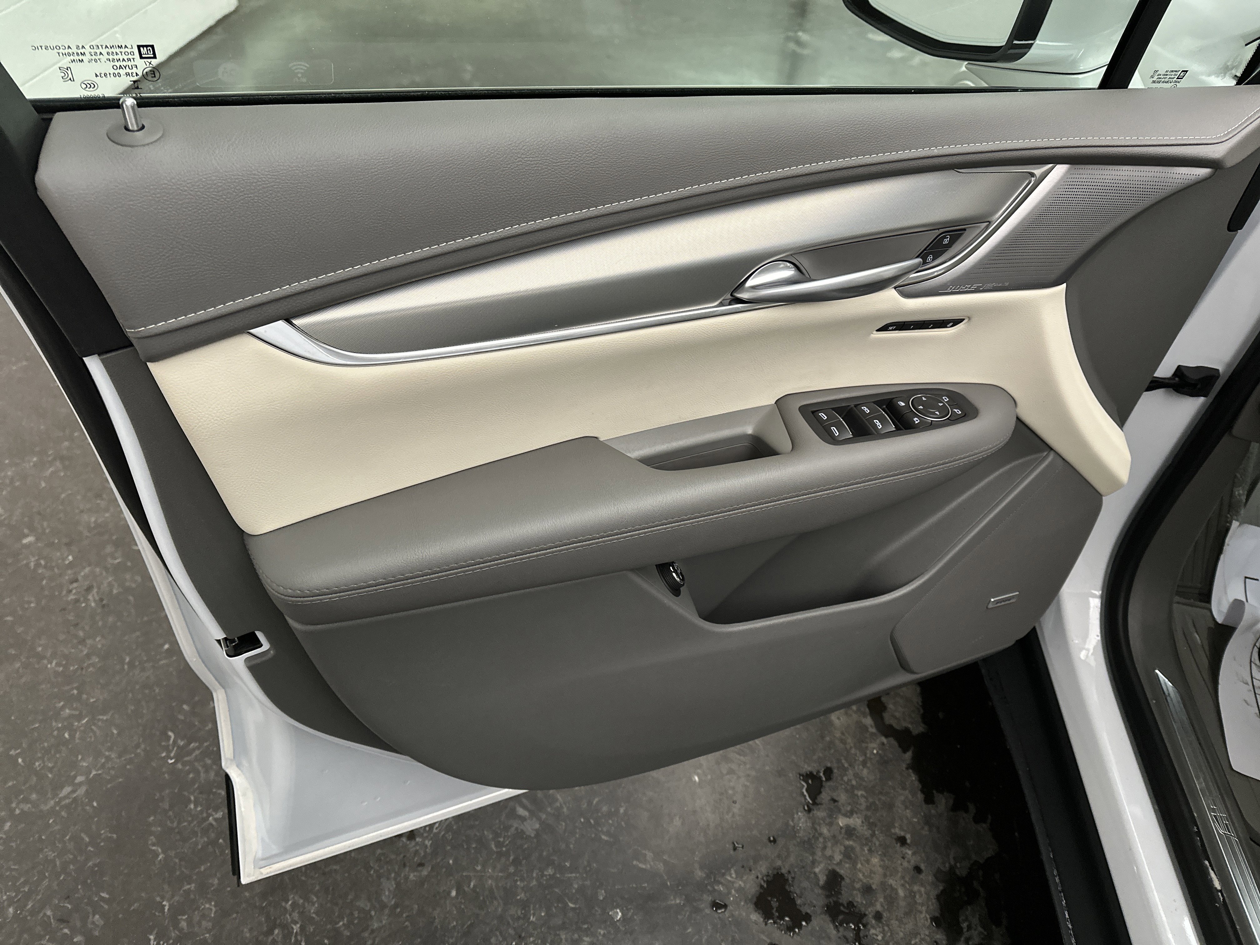 Used 2025 Cadillac XT5 Premium Luxury image 20