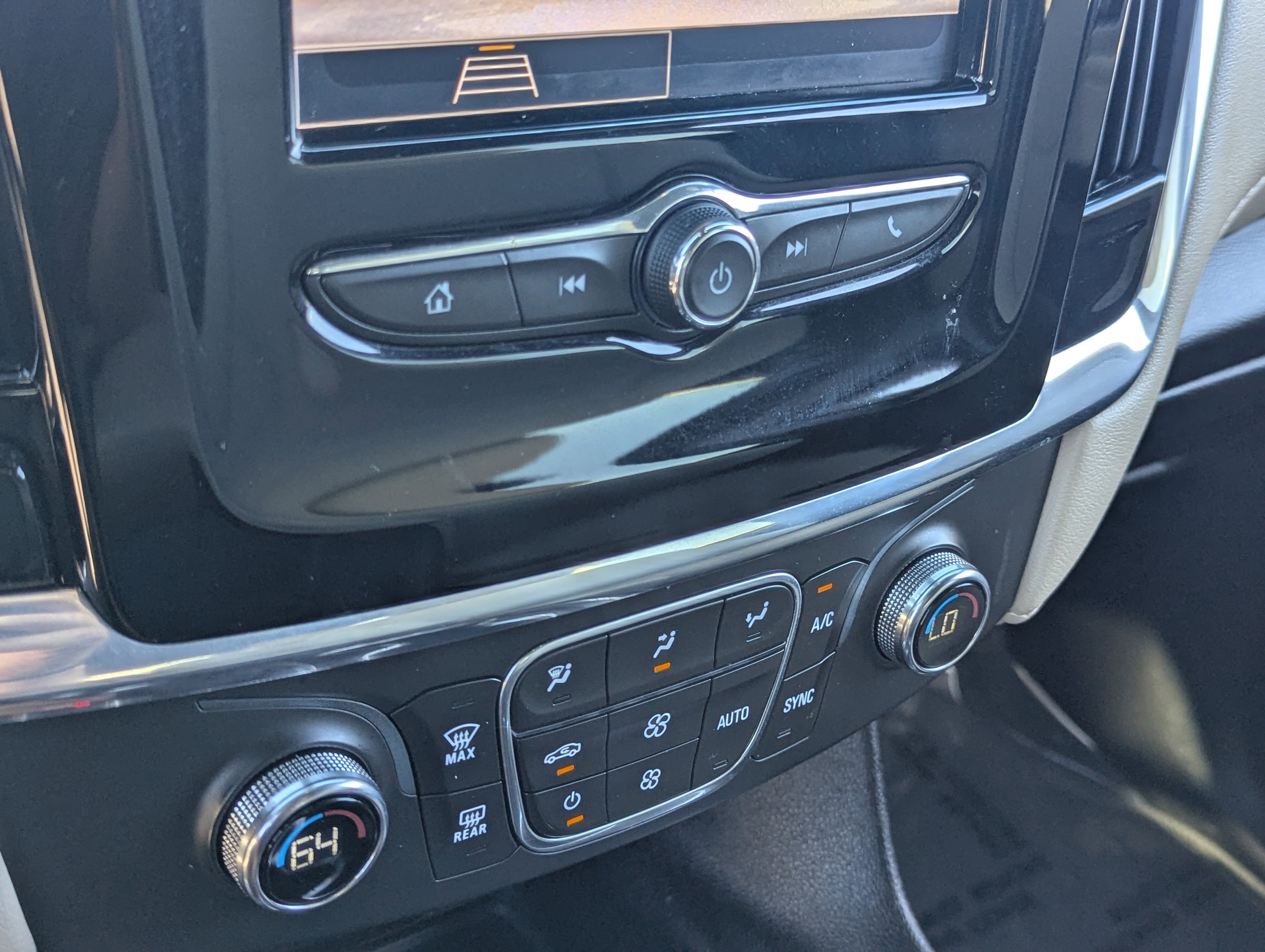 Used 2023 Chevrolet Traverse LS w/ LPO, Cargo Package image 30