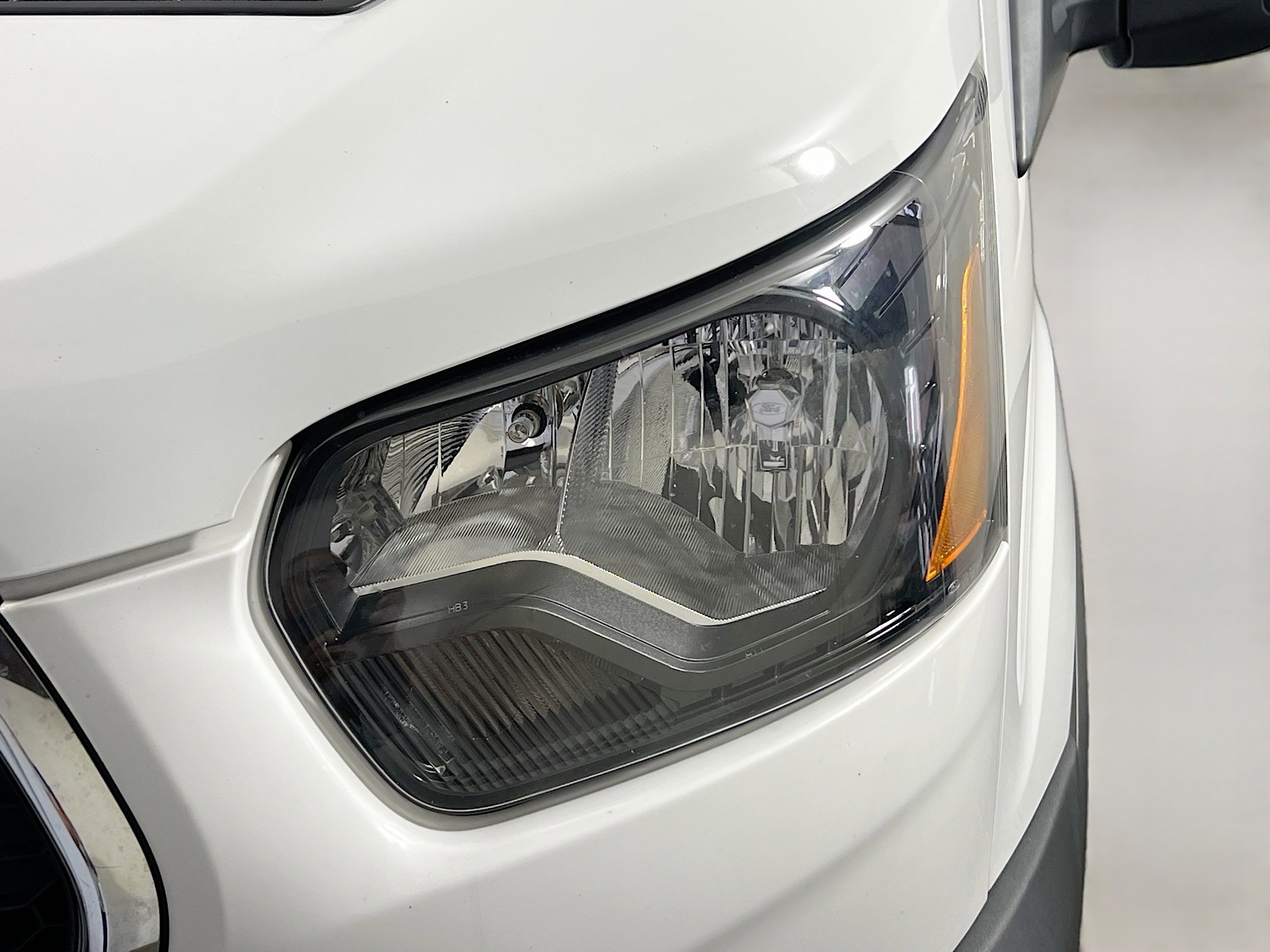 Used 2023 Ford Transit 250 Low Roof w/ Exterior Upgrade Package RWD image 11