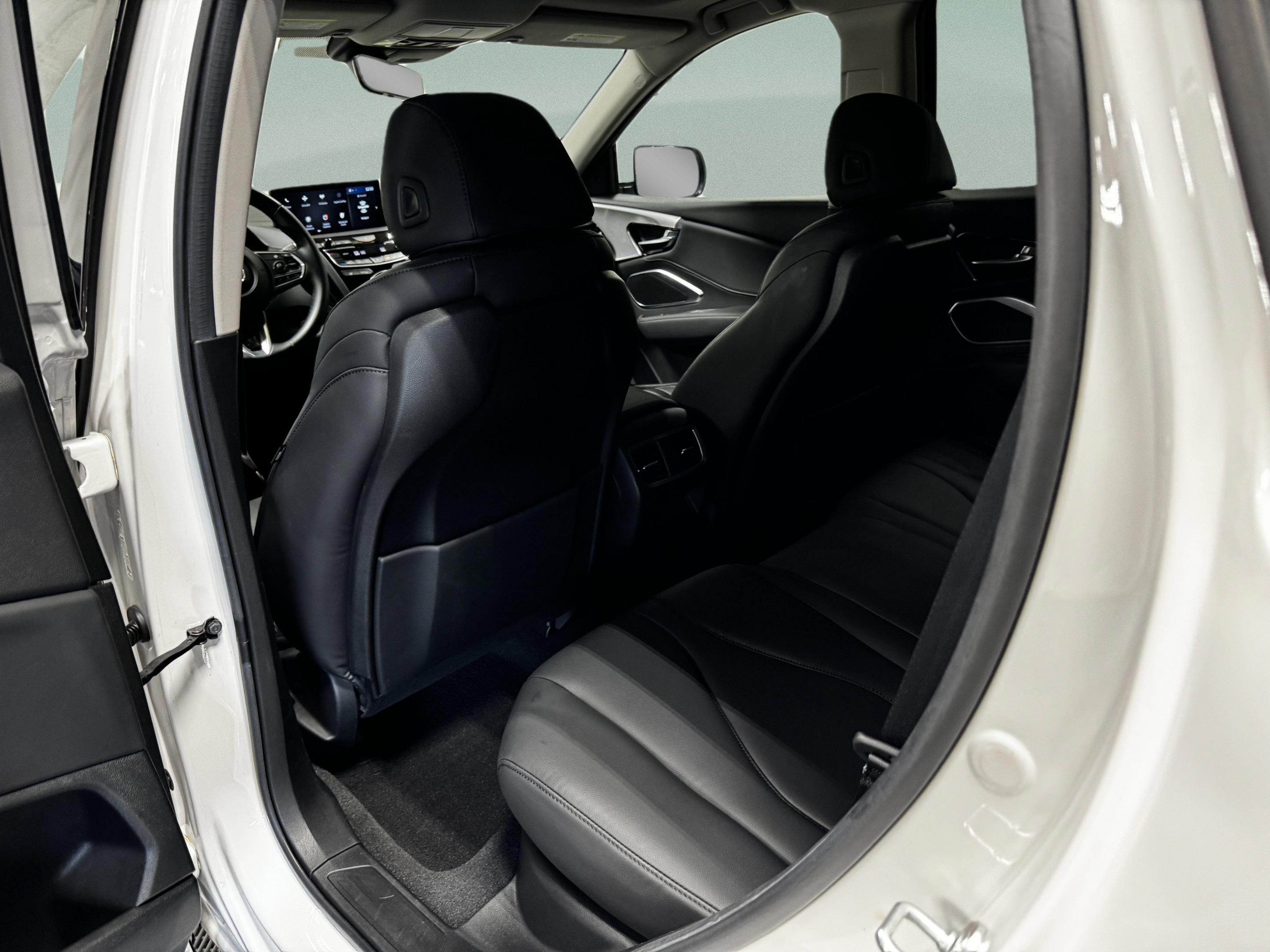 Used 2024 Acura RDX SH-AWD image 10