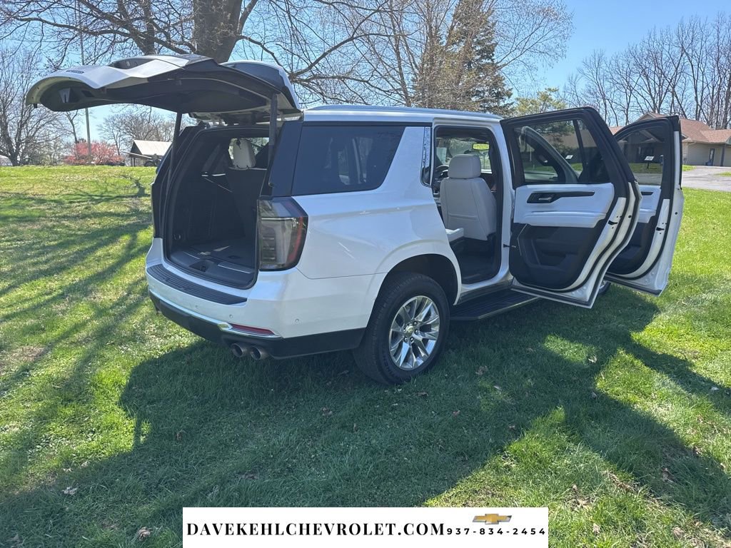 Used 2025 Chevrolet Tahoe Premier AWD/4WD image 32