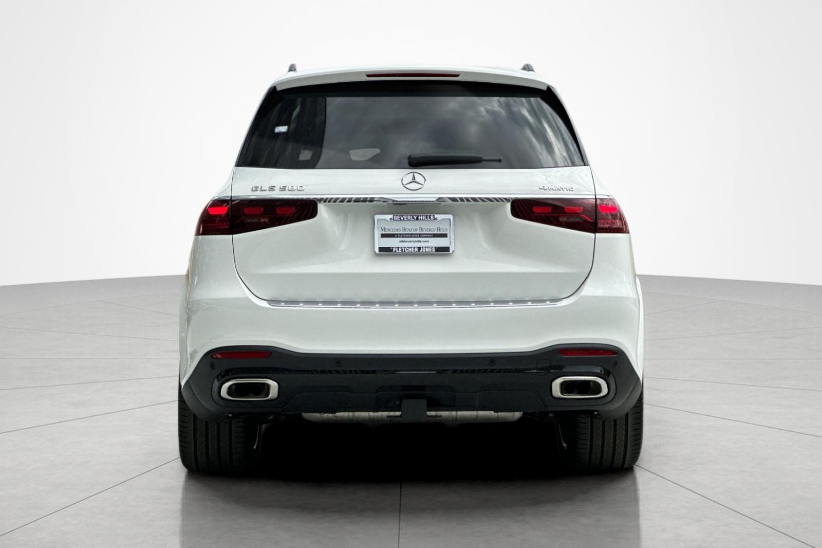 New 2026 Mercedes-Benz GLS 580 4MATIC image 4
