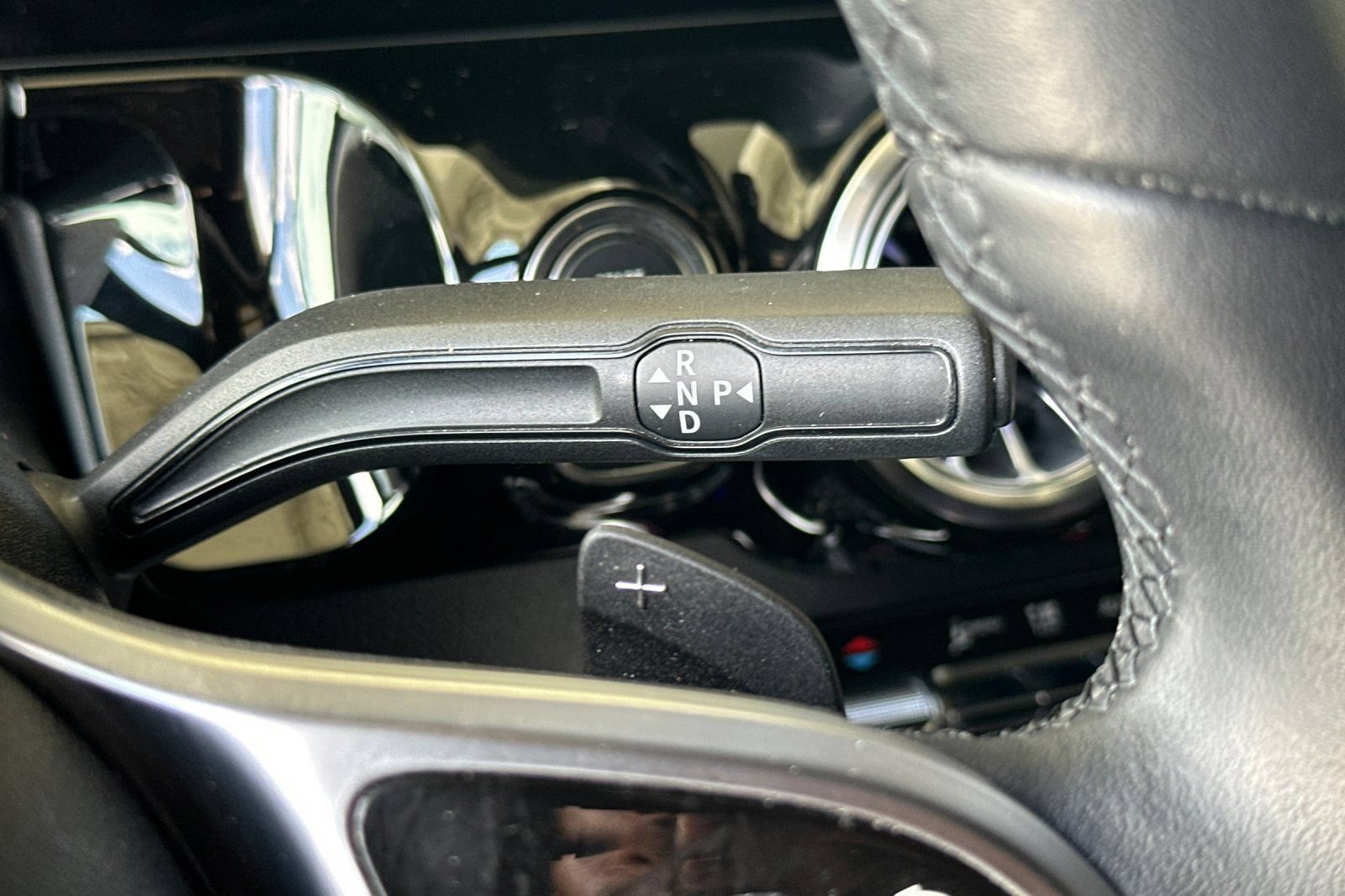 Certified 2023 Mercedes-Benz GLA 250 w/ Premium Package image 33