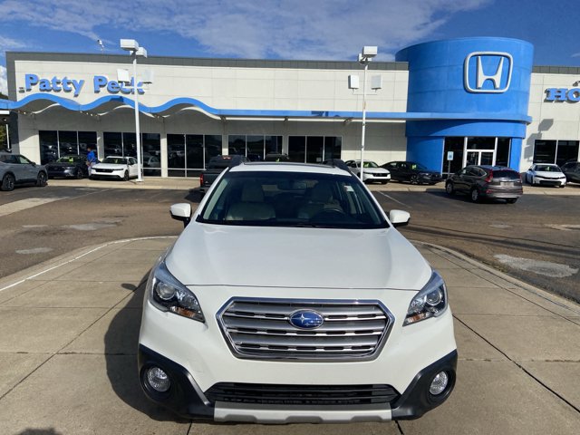 Used 2017 Subaru Outback 2.5i Limited w/ Popular Package #5 AWD/4WD image 3