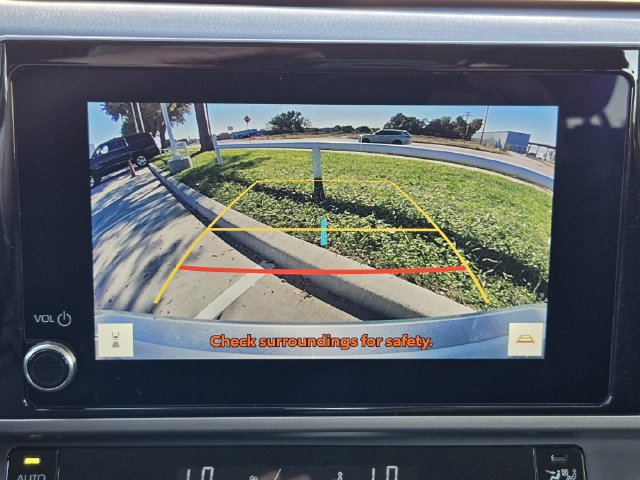 Used 2026 Toyota Camry LE FWD image 22