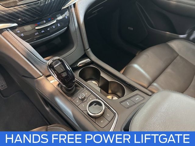 Used 2024 Cadillac XT6 Premium Luxury image 23