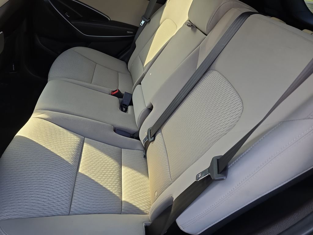 Used 2017 Hyundai Santa Fe Sport image 10