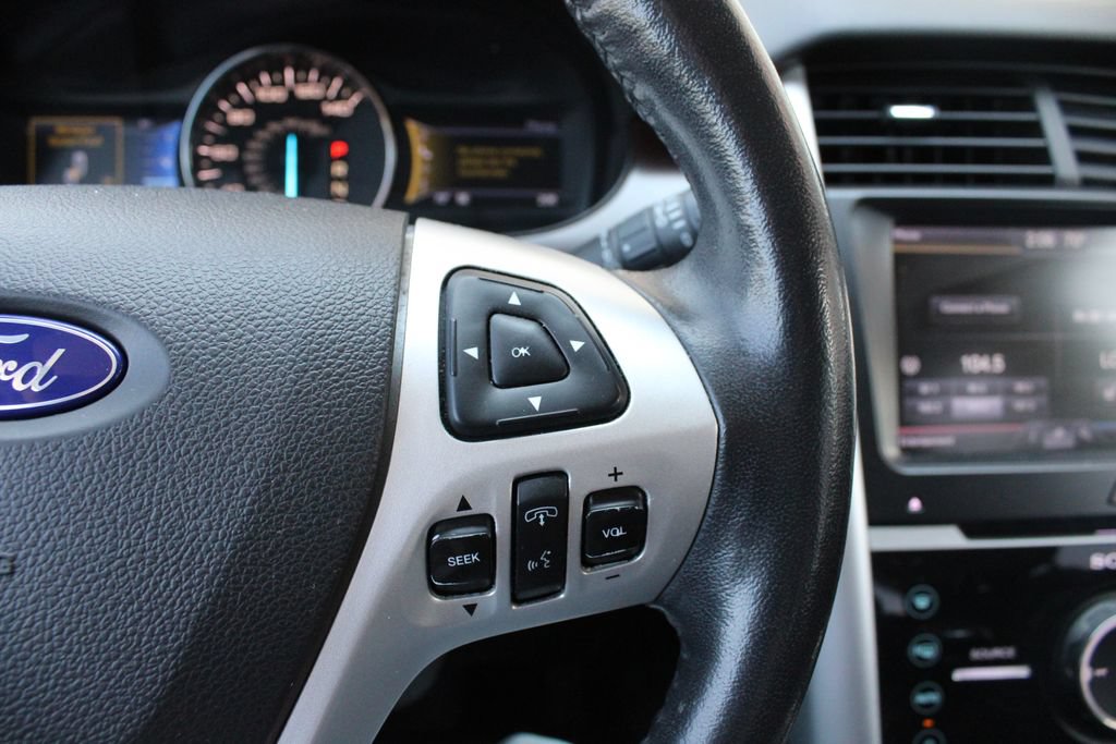 Used 2013 Ford Edge Limited FWD image 12