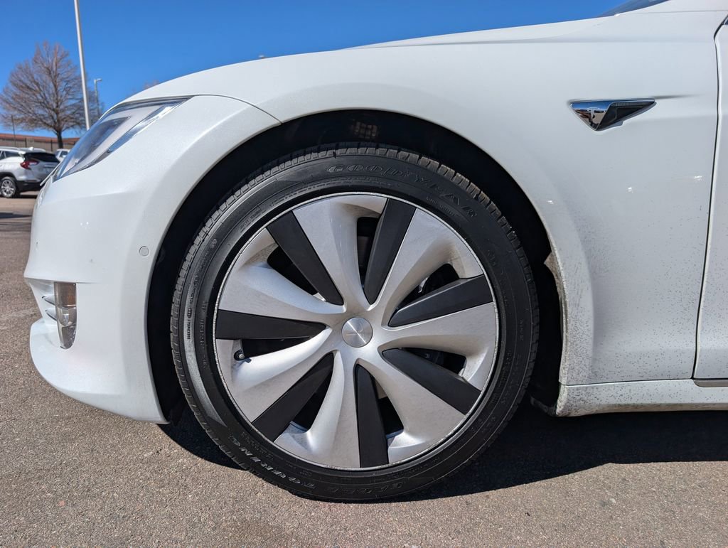Used 2020 Tesla Model S Long Range image 11