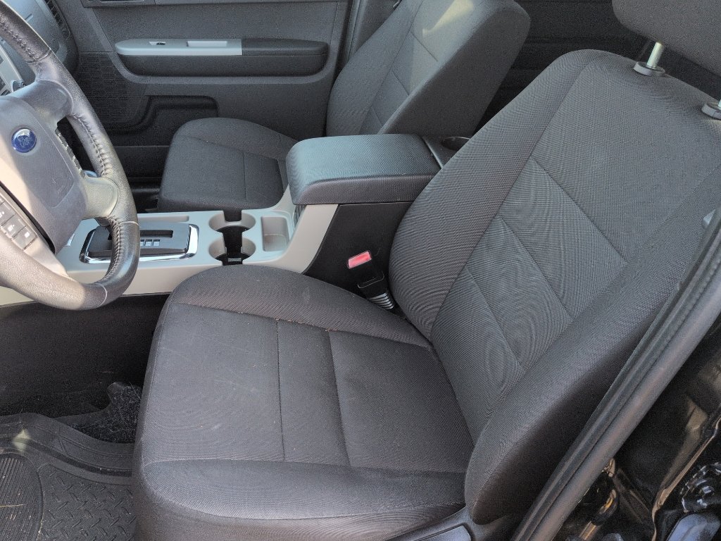 Used 2012 Ford Escape XLT FWD image 7