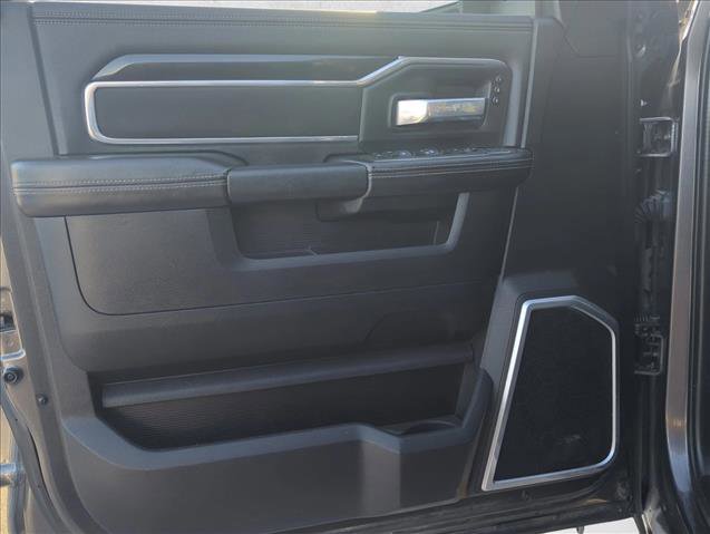 Used 2023 RAM 3500 Laramie w/ Night Edition image 6
