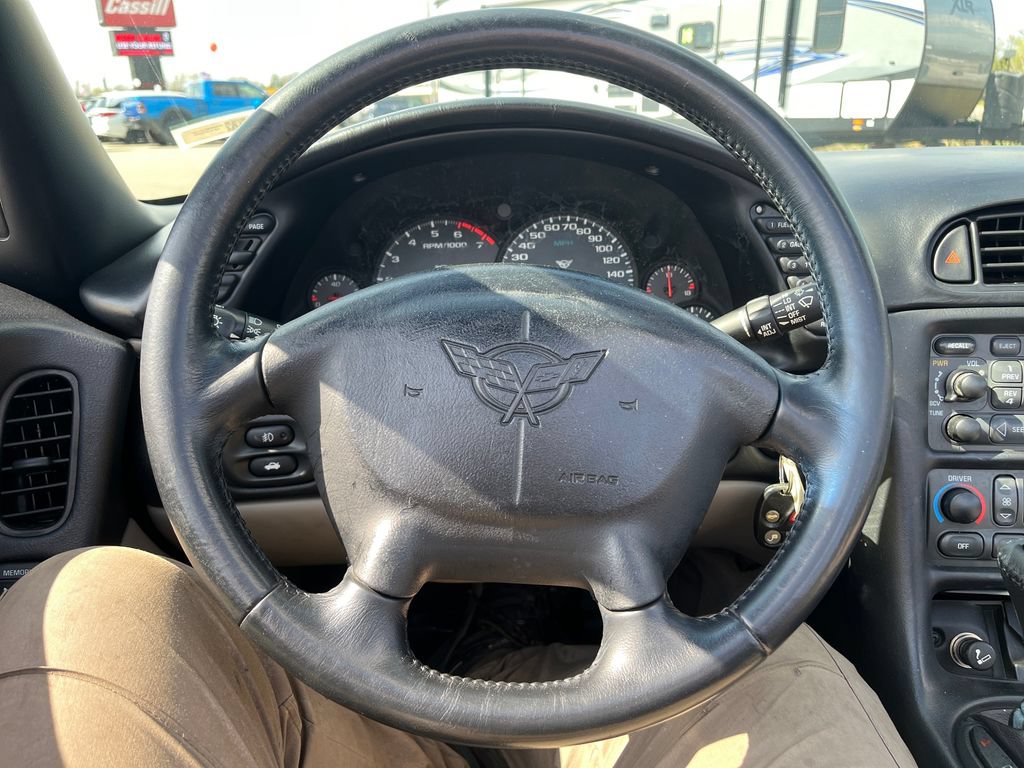 Used 2001 Chevrolet Corvette Convertible w/ Preferred Equipment Group2 RWD image 18