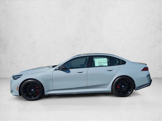 New 2026 BMW M5 w/ Carbon Package AWD/4WD image 5