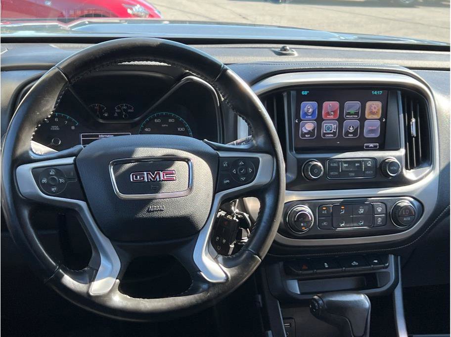 Used 2018 GMC Canyon SLE w/ SLE Convenience Package image 10