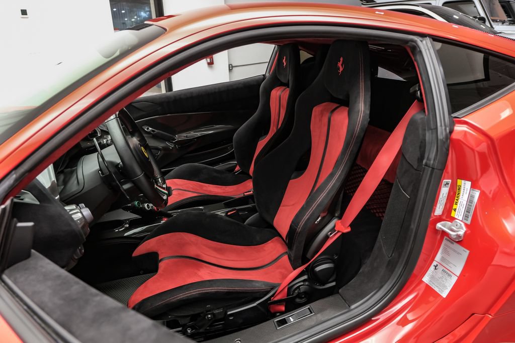 Used 2019 Ferrari 488 Pista Coupe RWD image 29