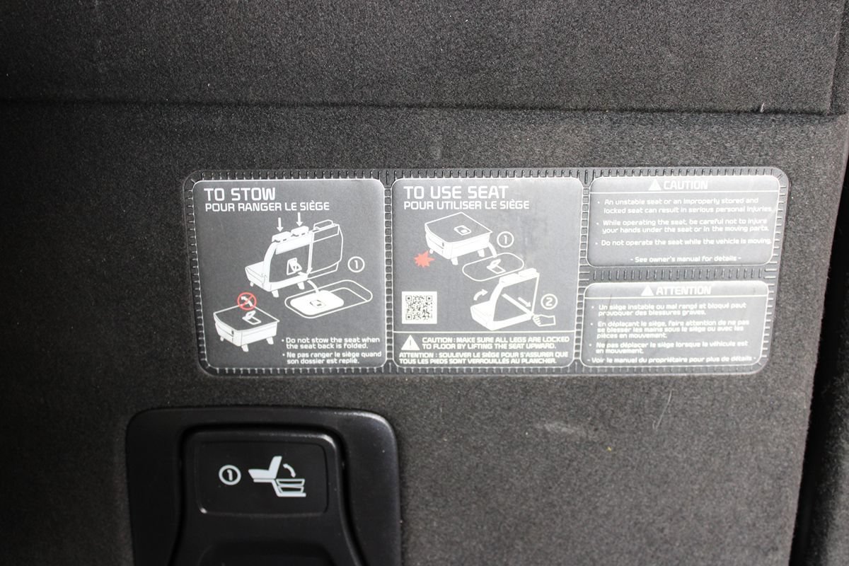 Used 2026 Kia Carnival LXS FWD image 45