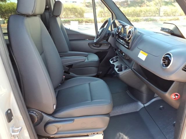 New 2026 Mercedes-Benz Sprinter 2500 image 17