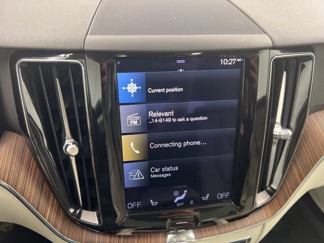 Used 2021 Volvo XC60 T5 Momentum w/ Protection Package Premier image 17