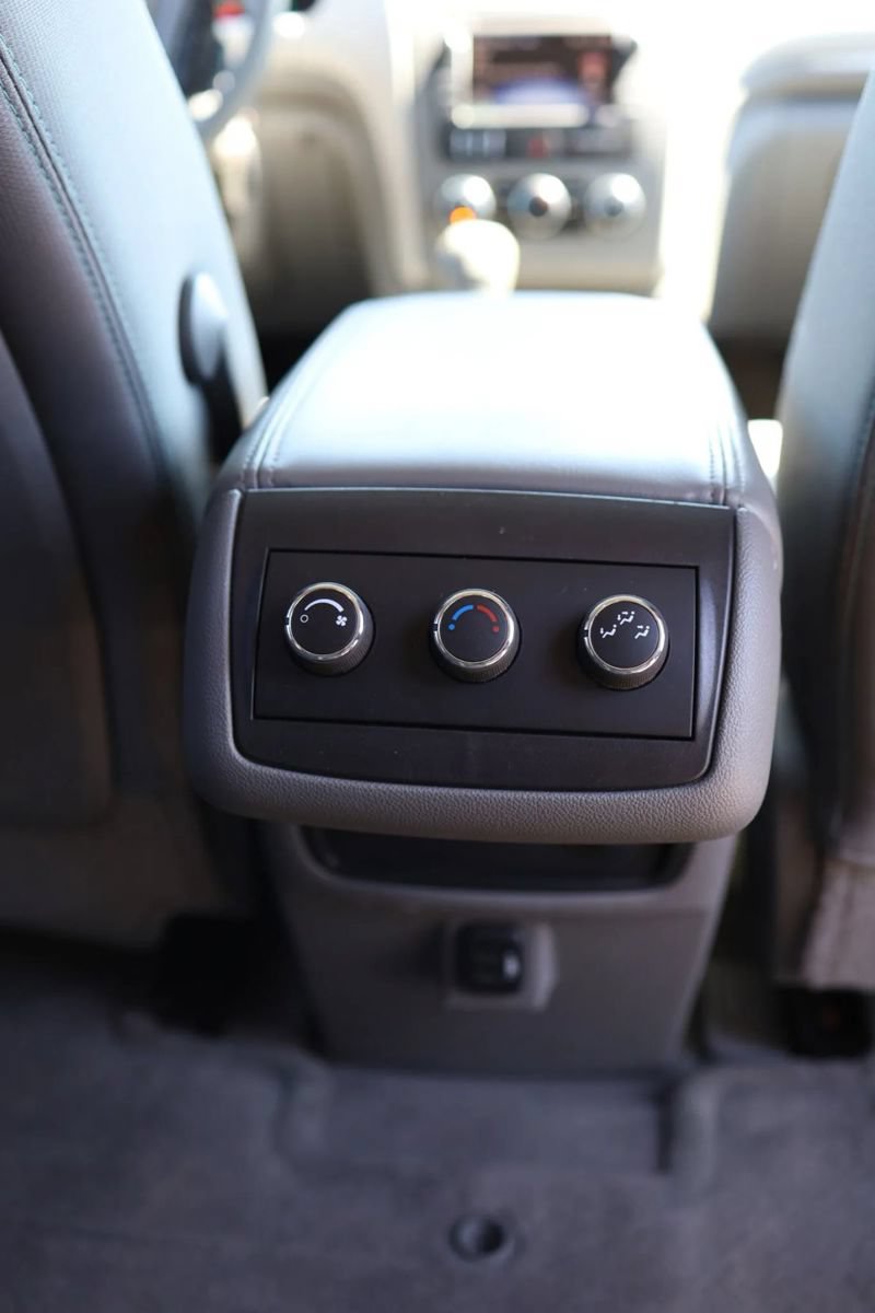 Used 2017 Chevrolet Traverse LS FWD image 33
