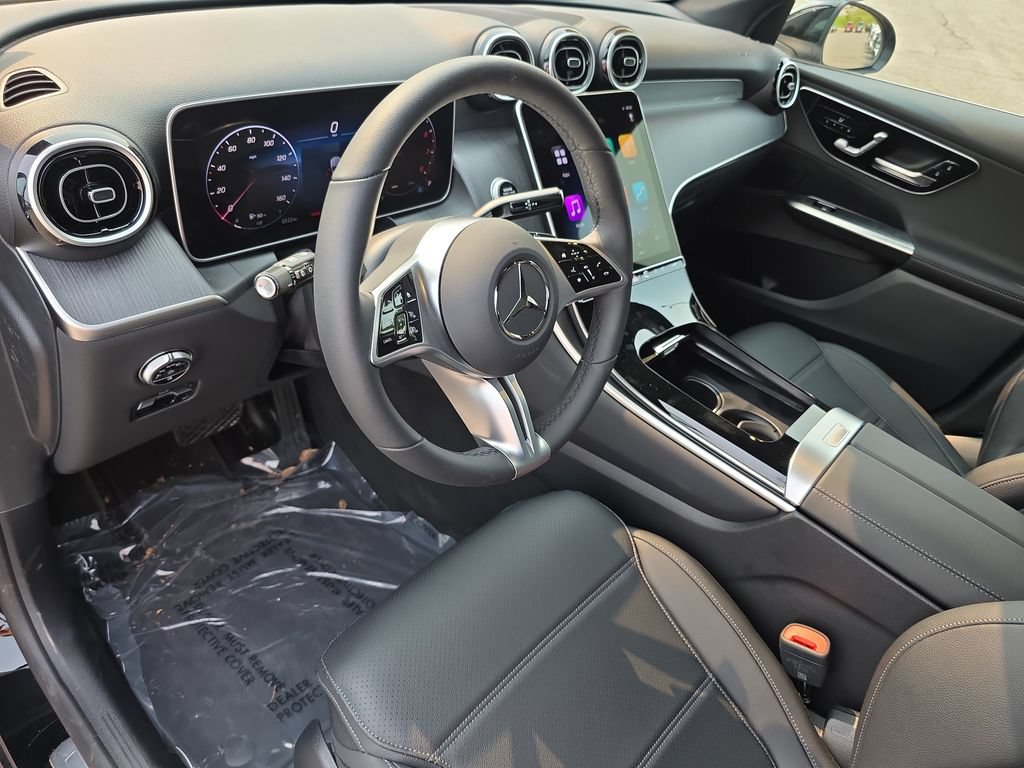New 2025 Mercedes-Benz GLC 300 4MATIC image 9