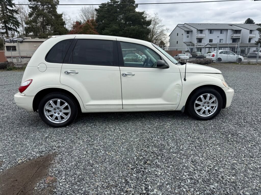 Used 2007 Chrysler PT Cruiser Touring w/ Fleet Value Group I image 4