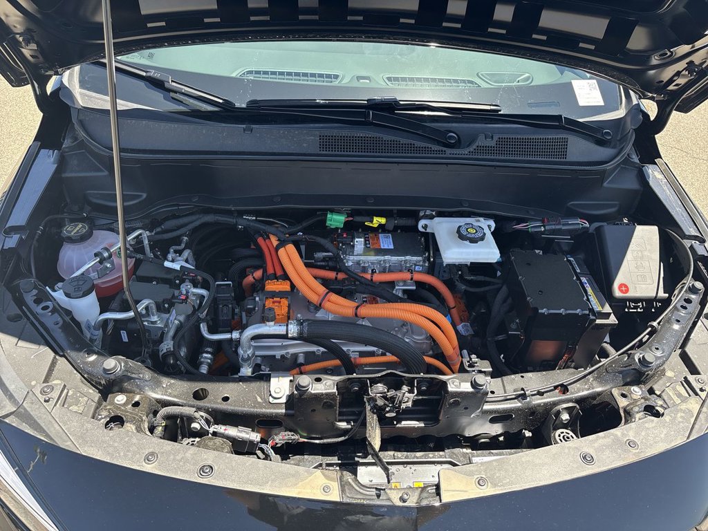 New 2027 Chevrolet Bolt LT w/ Comfort Package FWD image 30