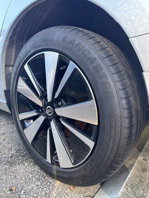 Used 2022 Nissan Altima 2.5 SV AWD/4WD image 11