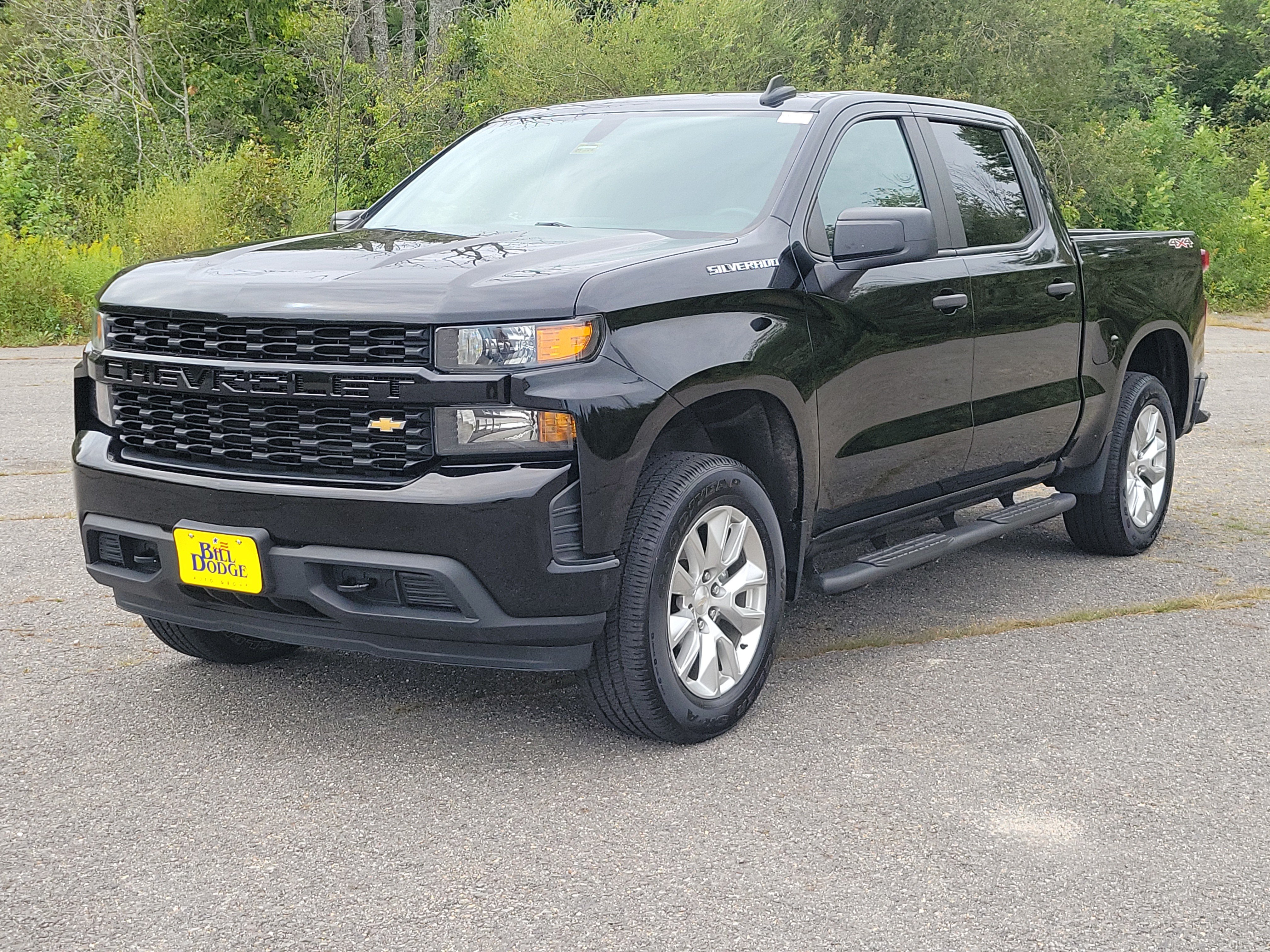 Used 2021 Chevrolet Silverado 1500 Custom AWD/4WD image 1