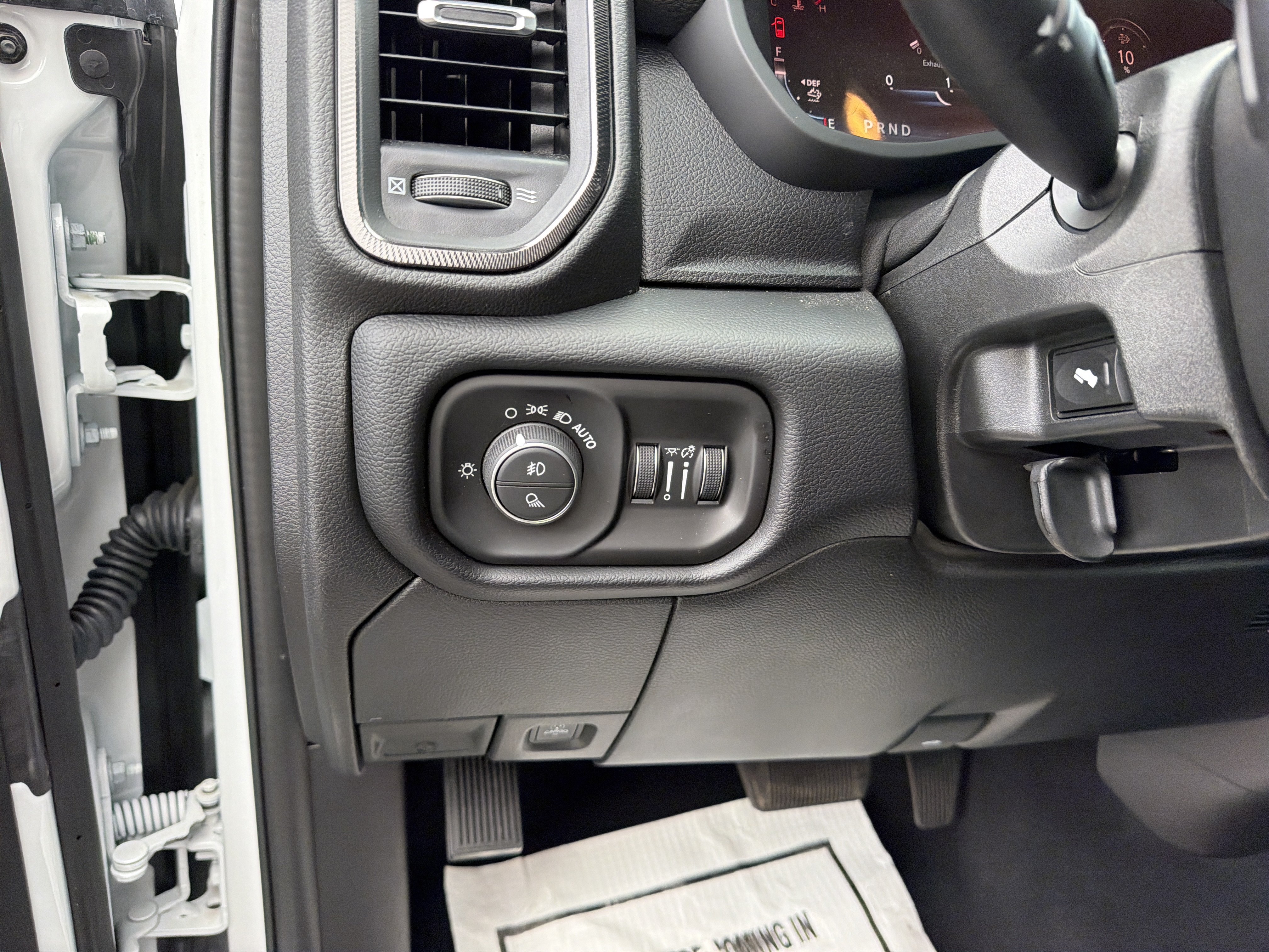 Used 2026 RAM 2500 Rebel AWD/4WD image 17