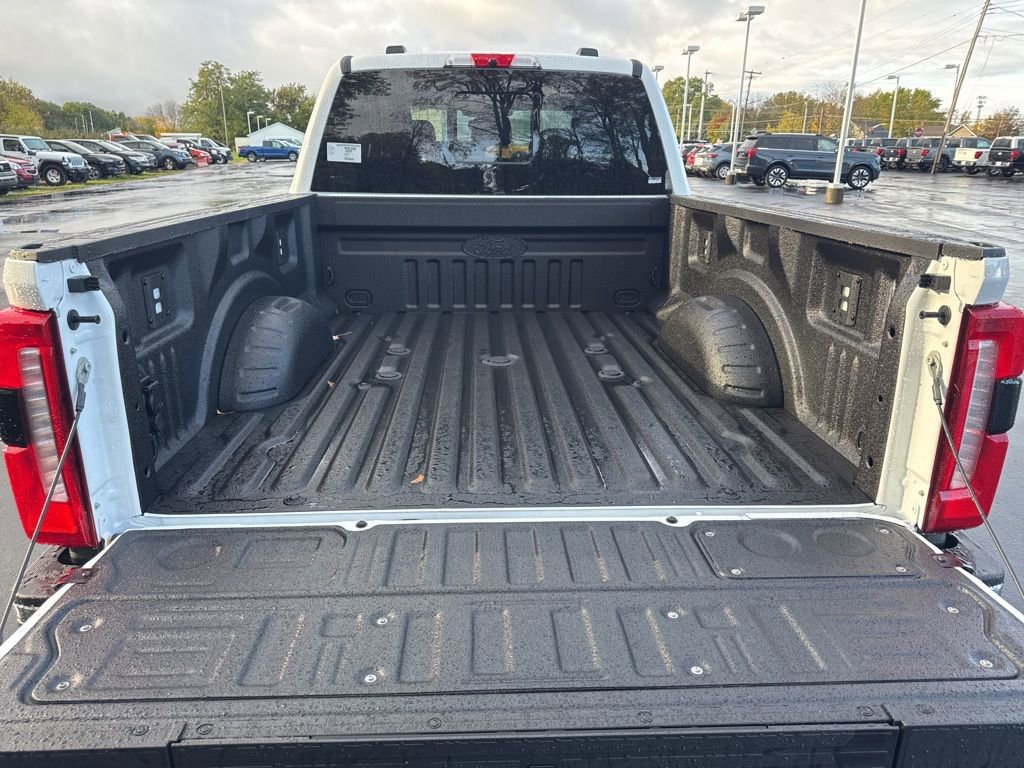 New 2026 Ford F350 Lariat w/ Lariat Premium Package image 9
