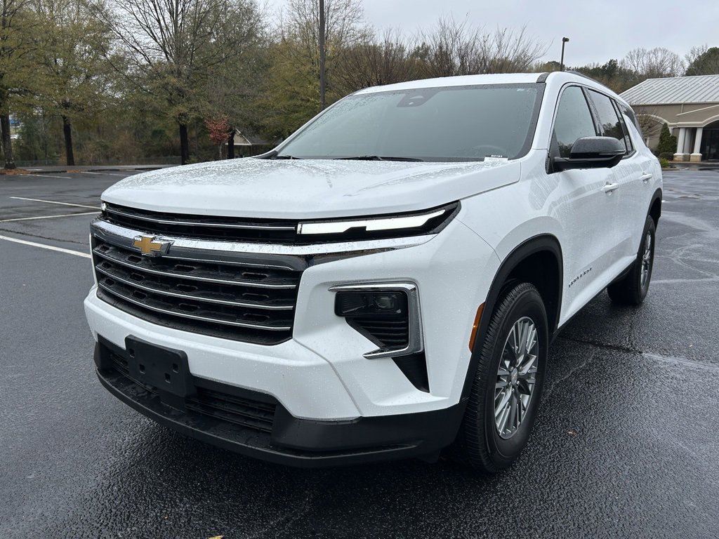 Used 2024 Chevrolet Traverse LT image 63