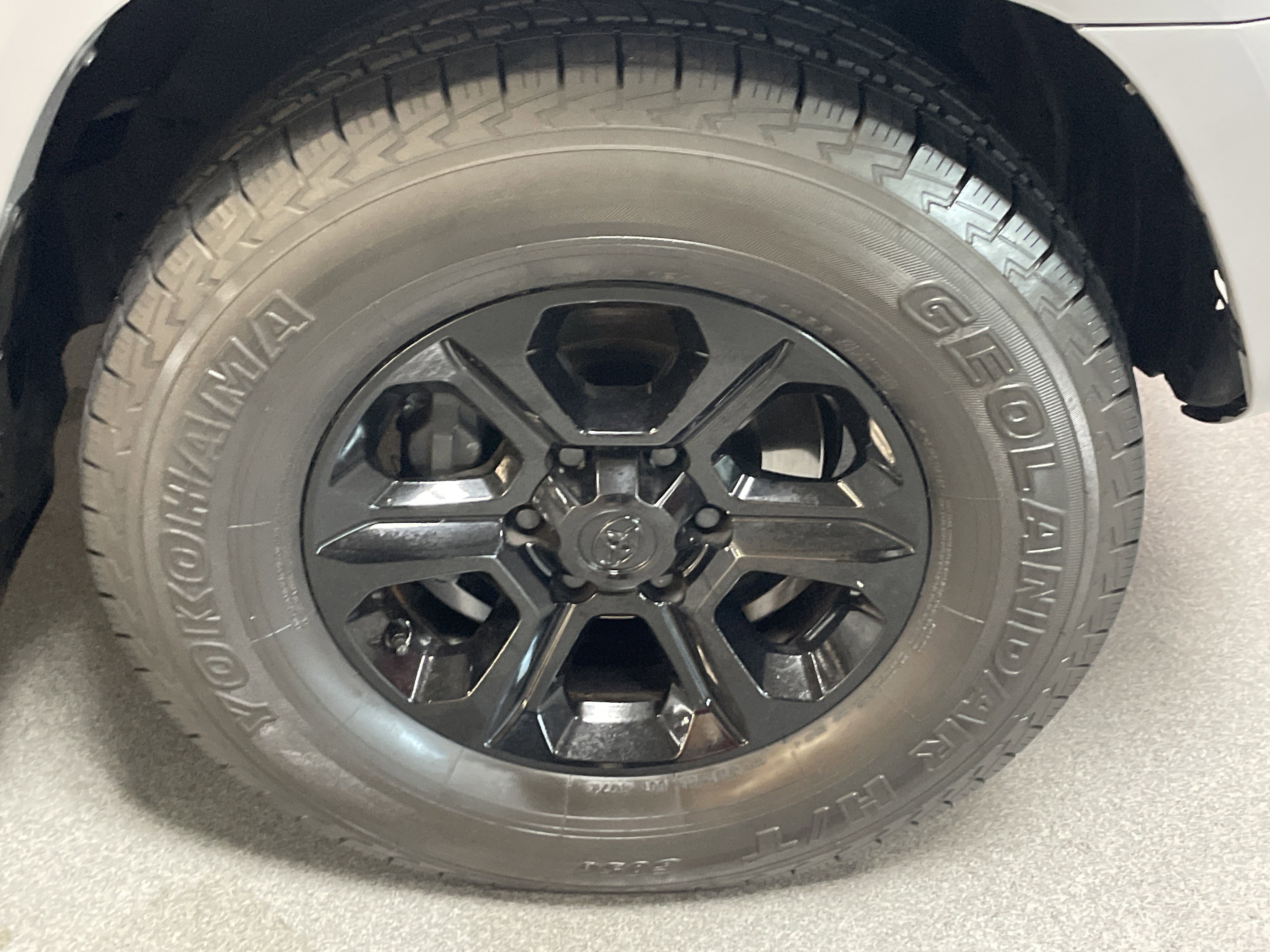 Used 2016 Toyota 4Runner SR5 image 13