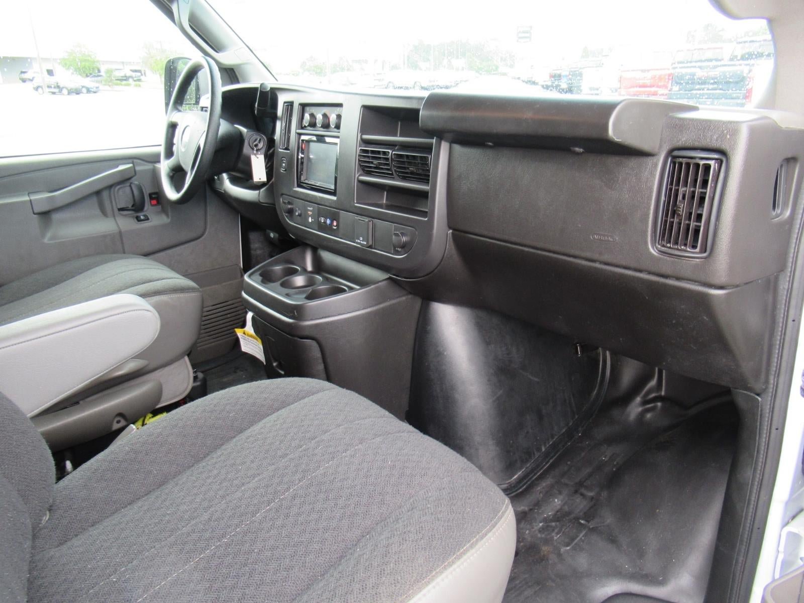 Used 2025 GMC Savana 2500 w/ Driver Convenience Package RWD image 11