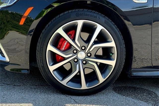 Used 2020 Buick Regal GS w/ GS Driver Confidence Package AWD/4WD image 8