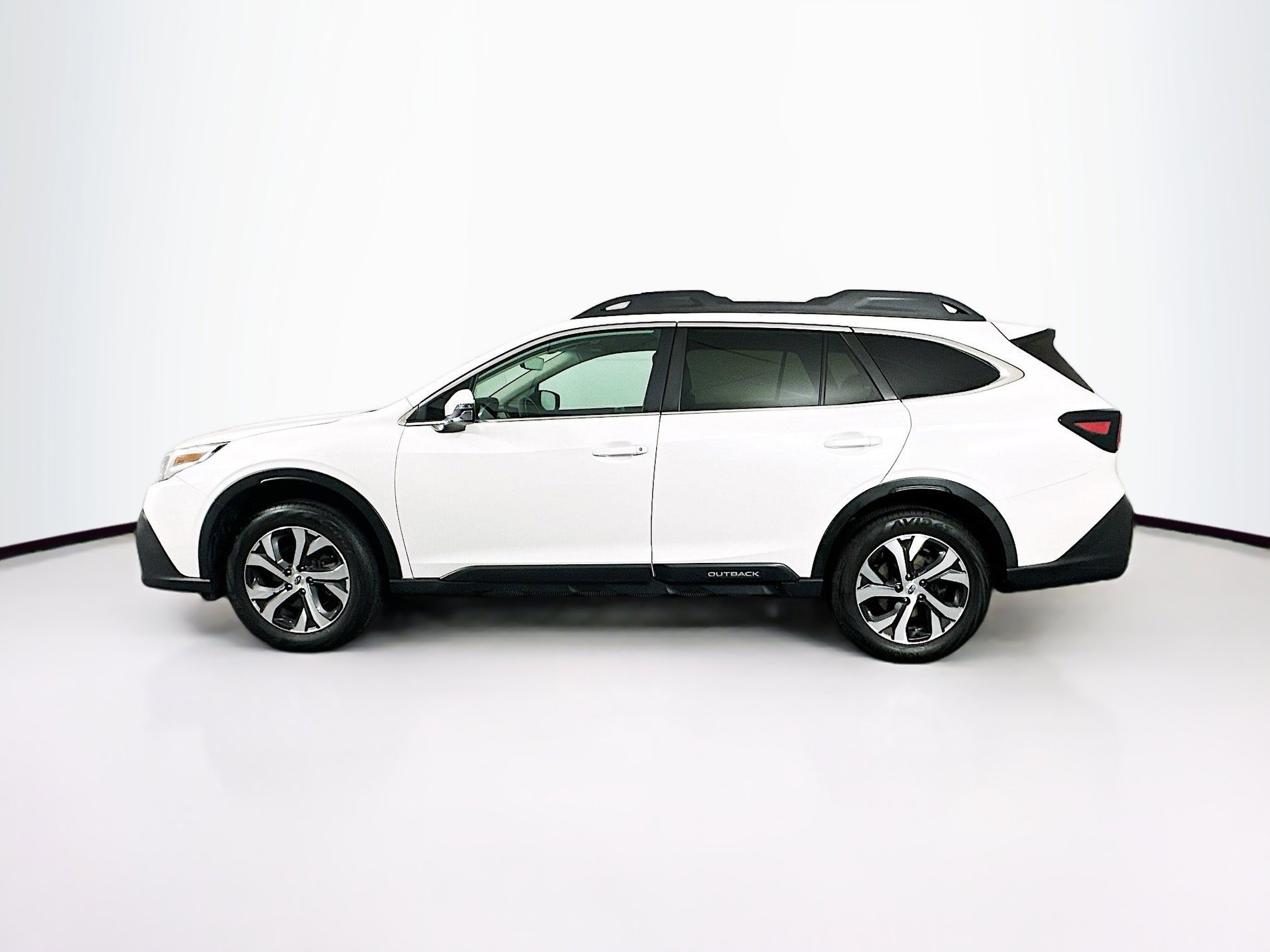 Used 2022 Subaru Outback Limited image 4