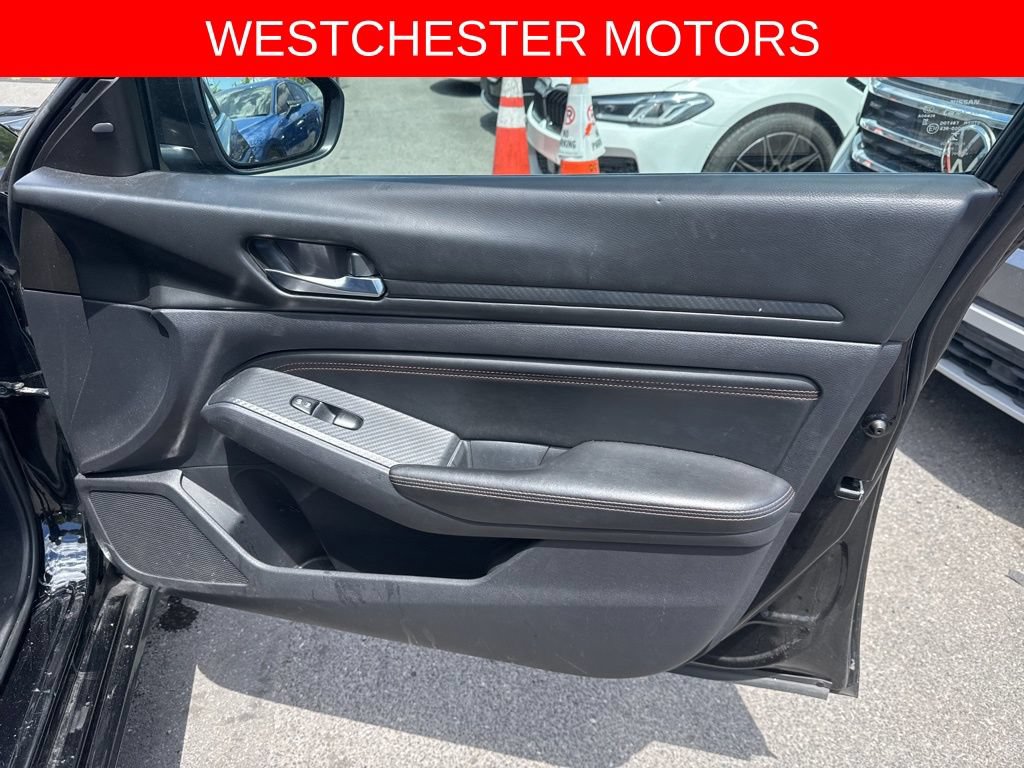 Used 2020 Nissan Altima 2.5 SR FWD image 12