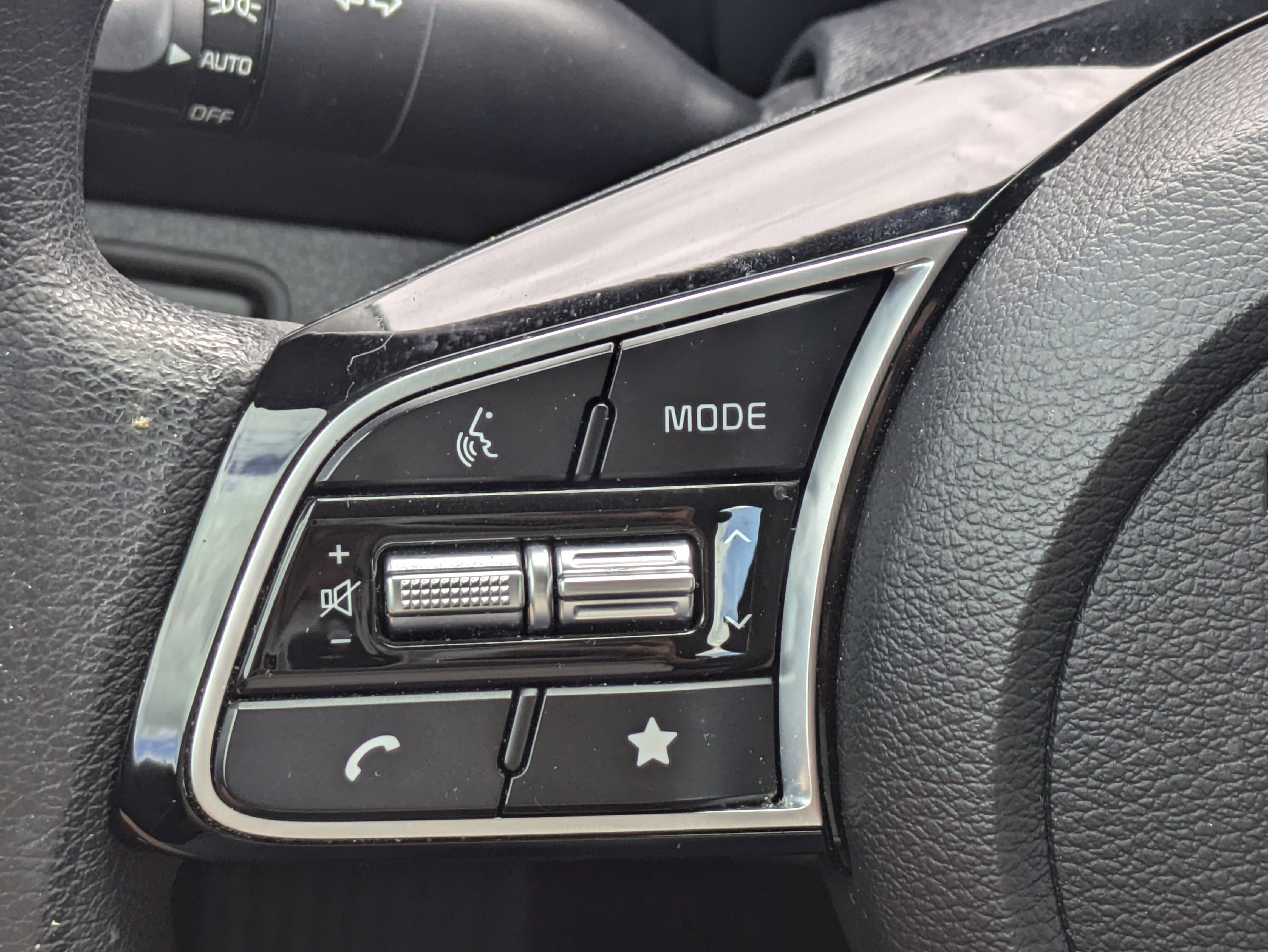 Used 2024 Kia Forte LX image 23