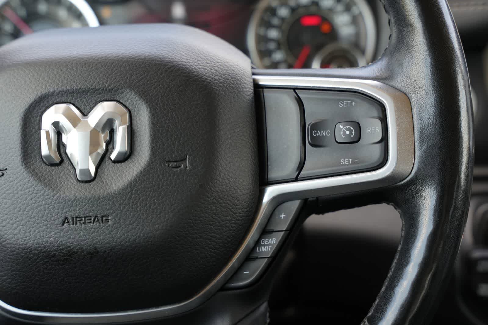Used 2019 RAM 1500 Laramie AWD/4WD image 11