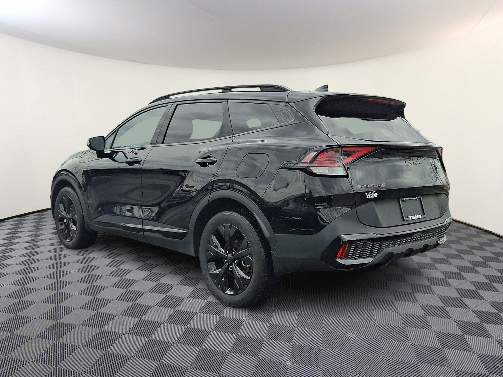 Used 2025 Kia Sportage X-Line AWD/4WD image 4