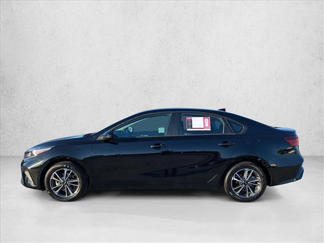 Used 2023 Kia Forte LXS image 9